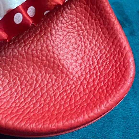 Authentic Disney Minnie Mouse Slides - Picture 4 of 10